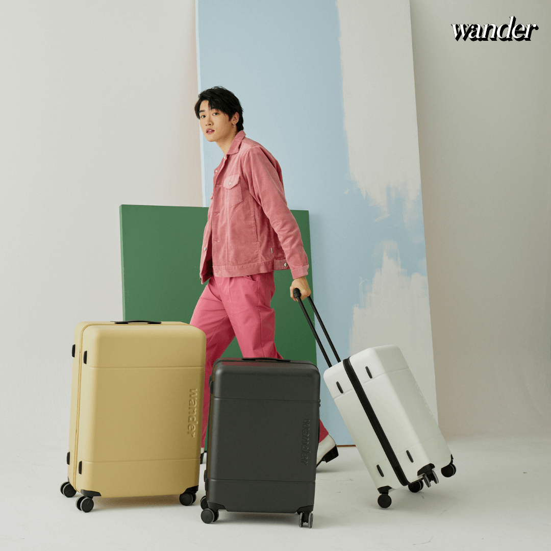 Wander Medium Size 24" Luggage