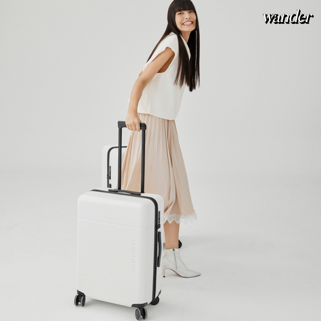 Wander Medium Size 24" Luggage